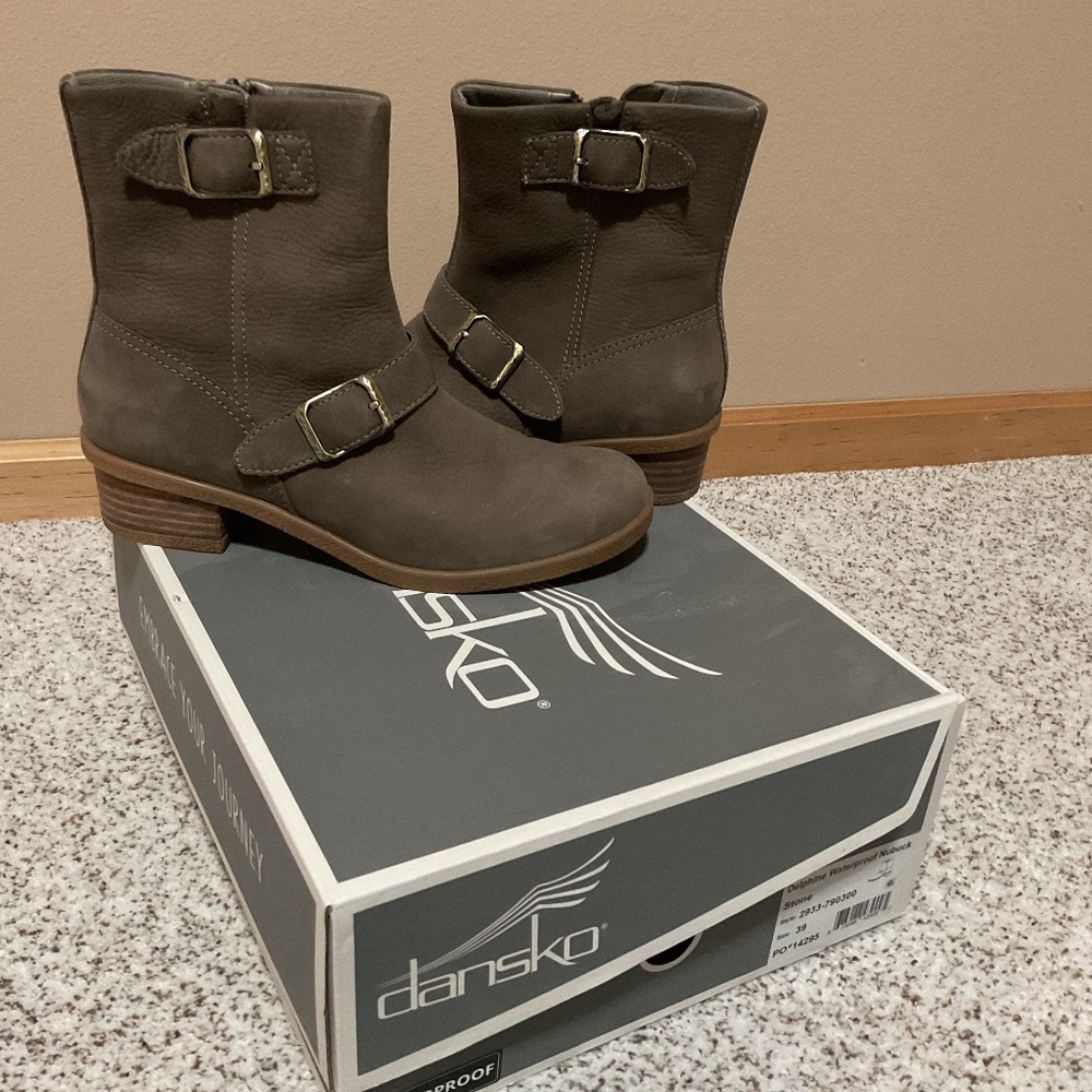 Womens boots